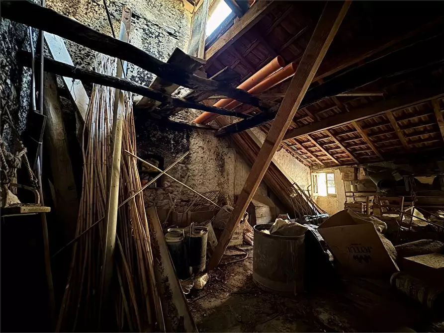 Immagine 14 di Rustico / casale in vendita  in Via Alla Parrocchia 7 a Ranzo