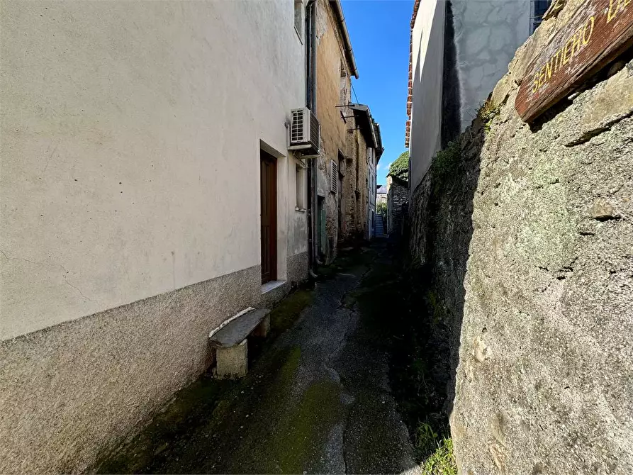Immagine 19 di Rustico / casale in vendita  in Via Alla Parrocchia 7 a Ranzo