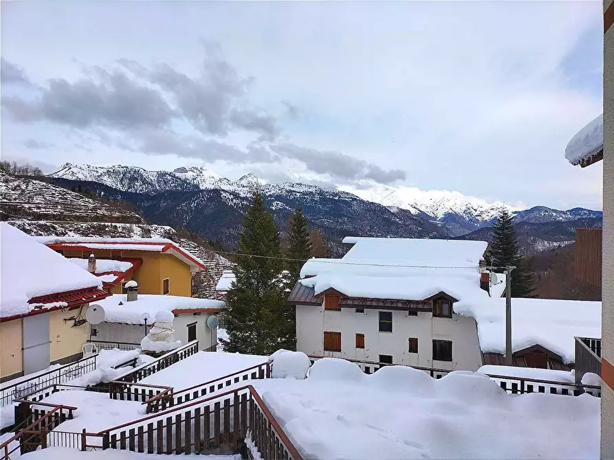 Immagine 1 di Appartamento in vendita  in Frazione Monesi di Mendatica Condominio del Sole a Mendatica