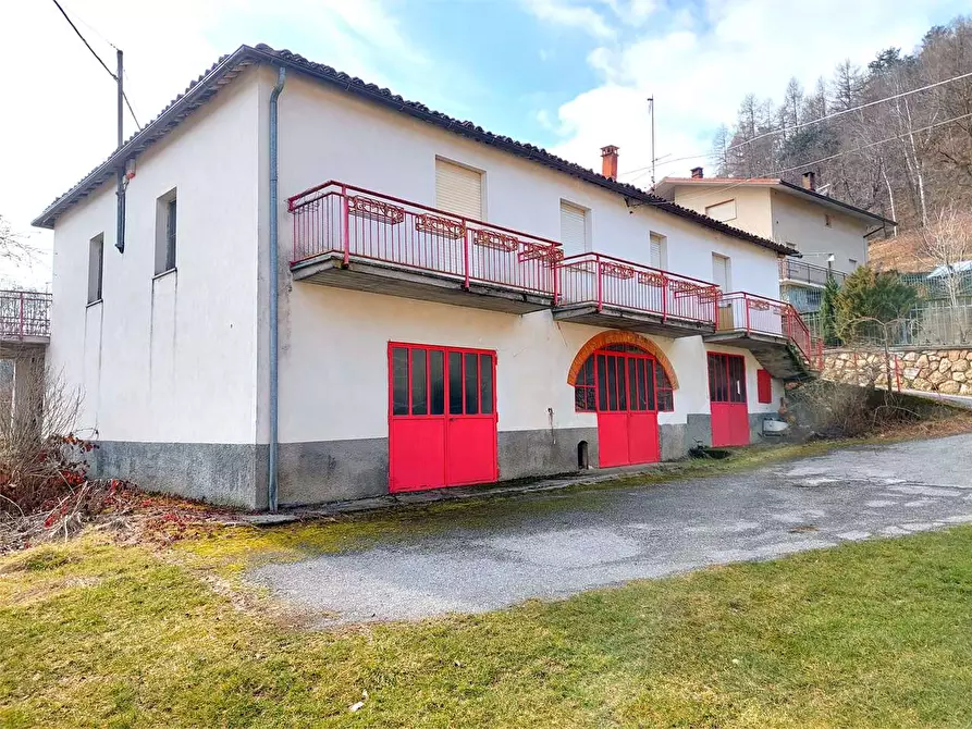 Immagine 3 di Casa indipendente in vendita  in Località Gerbioli a Bagnasco