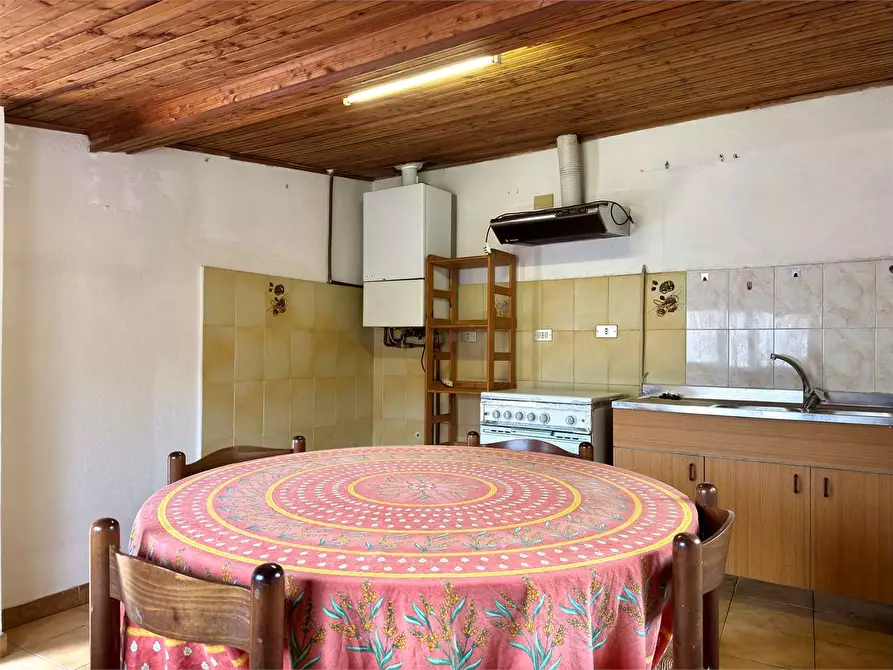 Immagine 15 di Casa indipendente in vendita  in Piazza Del Popolo 4 a Cesio