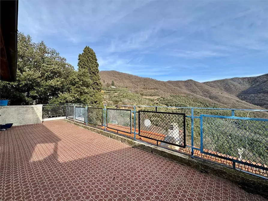 Immagine 6 di Casa indipendente in vendita  in Piazza Del Popolo 4 a Cesio