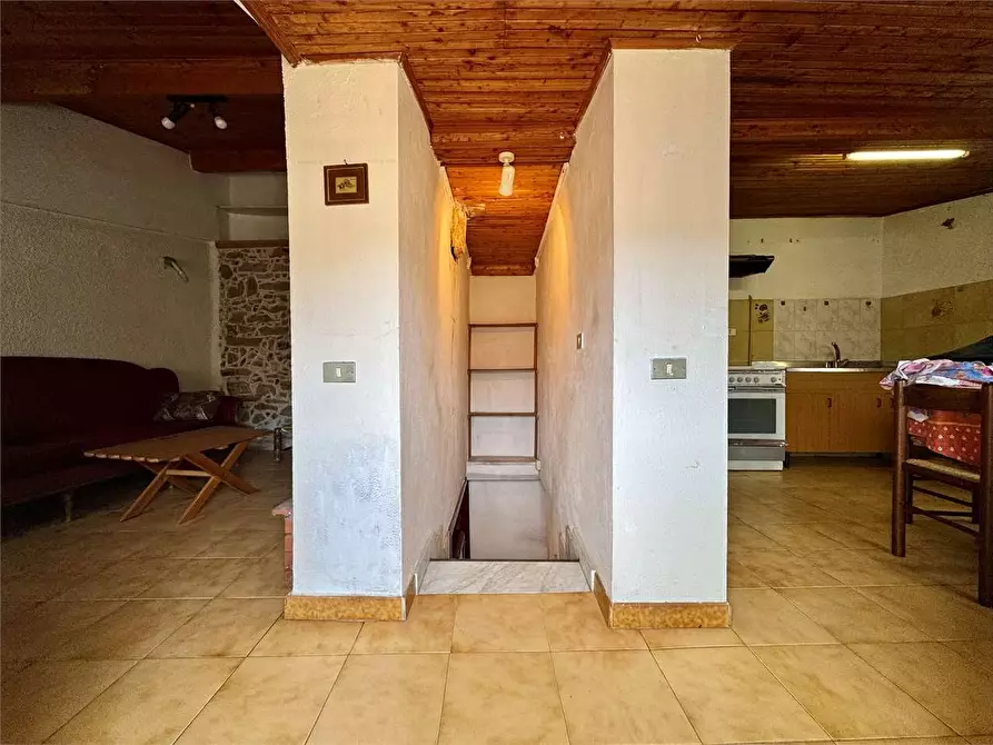 Immagine 8 di Casa indipendente in vendita  in Piazza Del Popolo 4 a Cesio