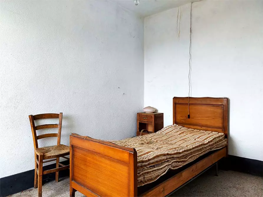 Immagine 36 di Casa indipendente in vendita  in Via San Bernardoo a Mendatica