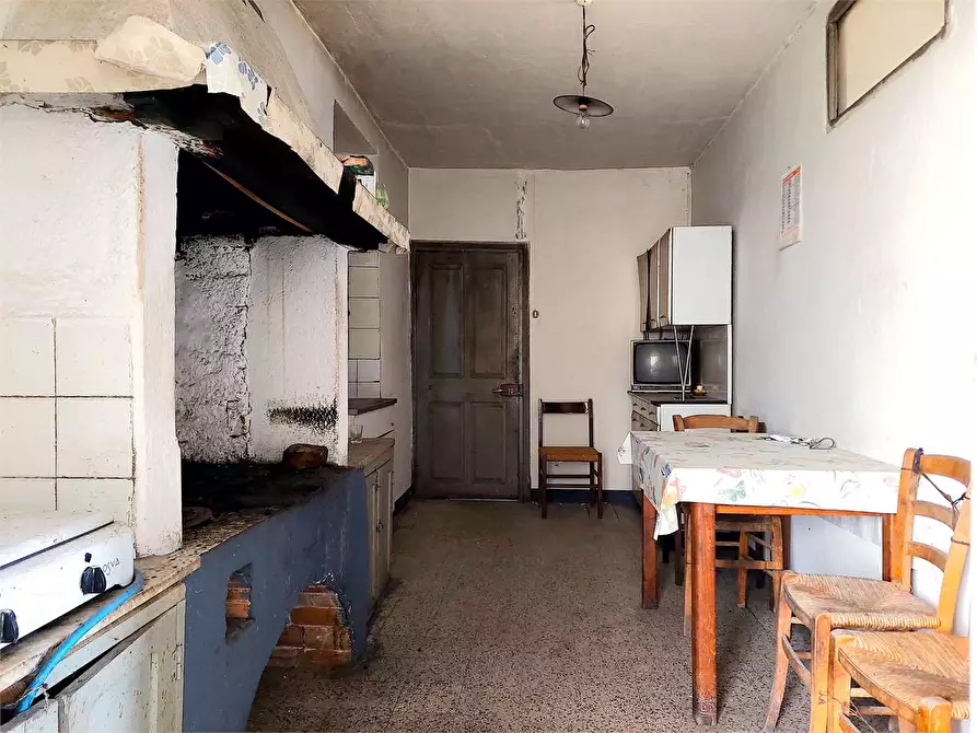 Immagine 23 di Casa indipendente in vendita  in Via San Bernardoo a Mendatica