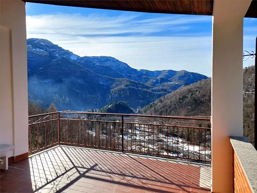 Immagine 6 di Appartamento in vendita  in Via Valdarmella Località Pronzai a Ormea