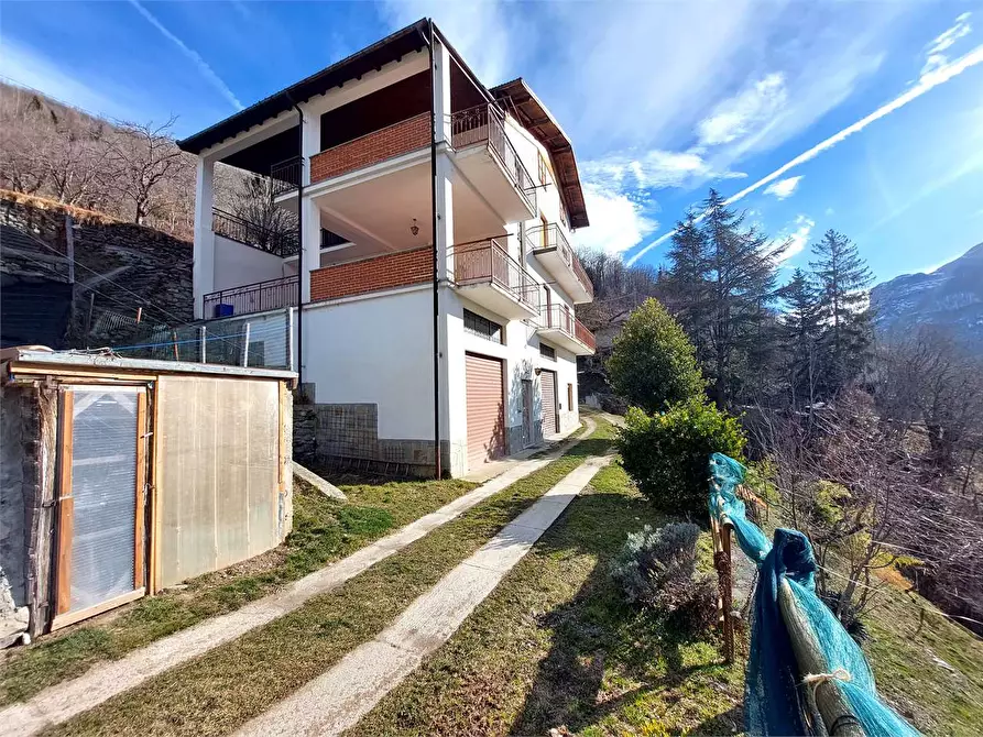 Immagine 2 di Appartamento in vendita  in Via Valdarmella Località Pronzai a Ormea