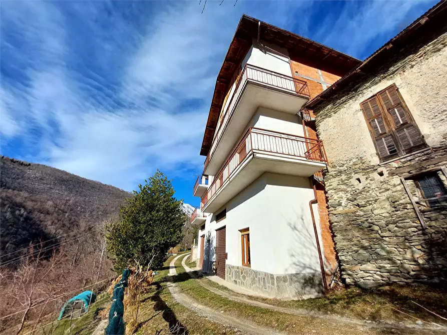 Immagine 52 di Appartamento in vendita  in Via Valdarmella Località Pronzai a Ormea