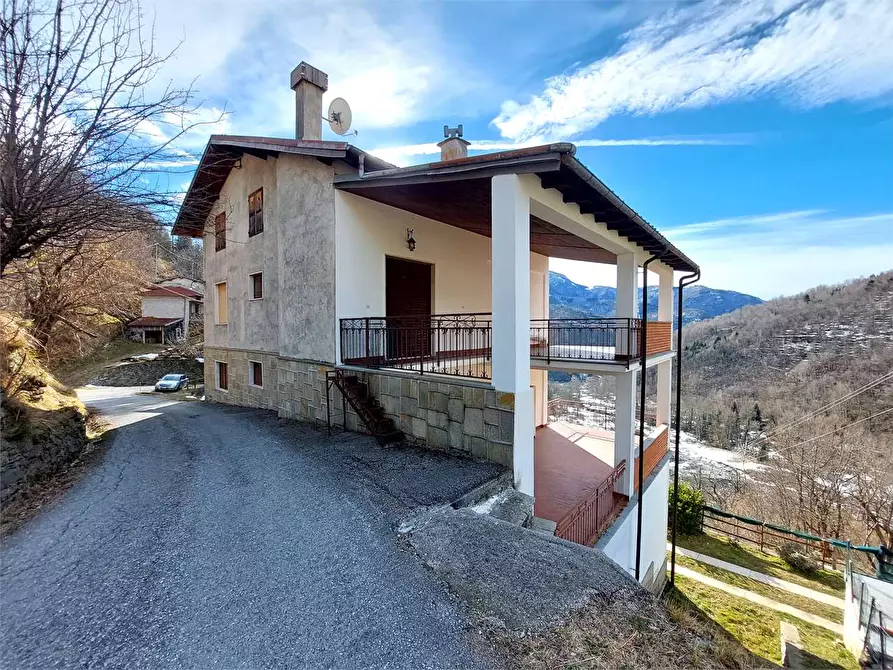 Immagine 50 di Appartamento in vendita  in Via Valdarmella Località Pronzai a Ormea