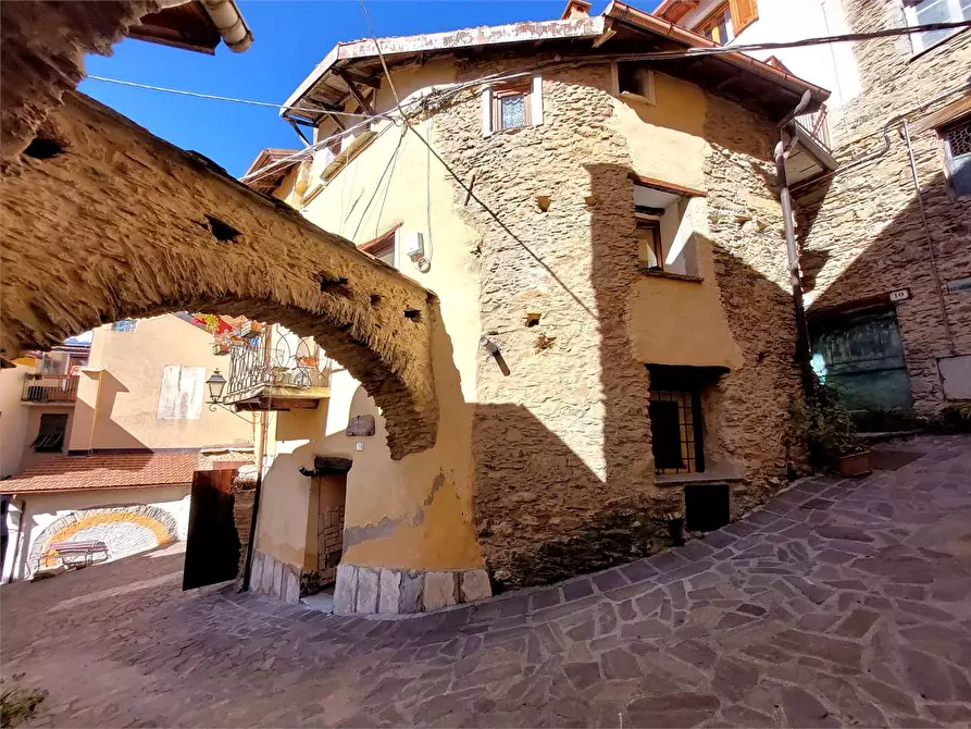 Immagine 38 di Casa indipendente in vendita  in Via alla Chiesa 12 a Pornassio