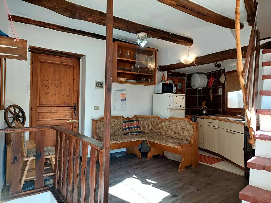 Immagine 8 di Casa indipendente in vendita  in Via alla Chiesa 12 a Pornassio