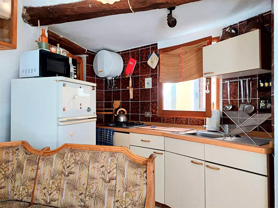 Immagine 10 di Casa indipendente in vendita  in Via alla Chiesa 12 a Pornassio