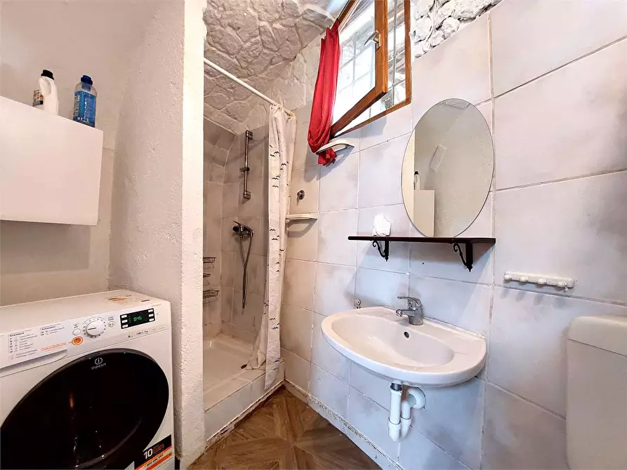 Immagine 34 di Casa indipendente in vendita  in Via alla Chiesa 12 a Pornassio