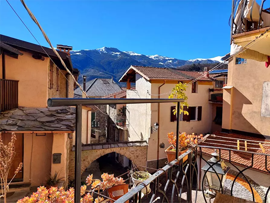 Immagine 15 di Casa indipendente in vendita  in Via alla Chiesa 12 a Pornassio