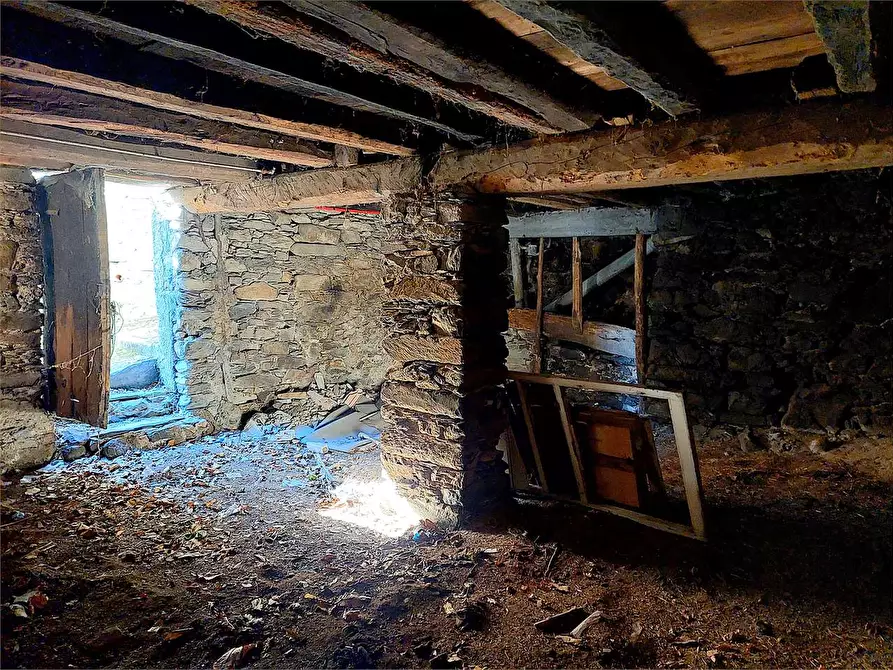 Immagine 41 di Casa indipendente in vendita  in Via Madonnetta 13 a Mendatica