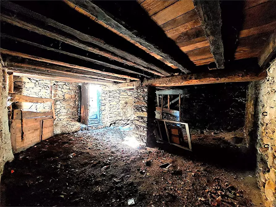 Immagine 40 di Casa indipendente in vendita  in Via Madonnetta 13 a Mendatica