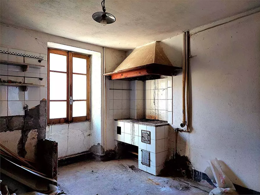 Immagine 27 di Casa indipendente in vendita  in Via Madonnetta 13 a Mendatica