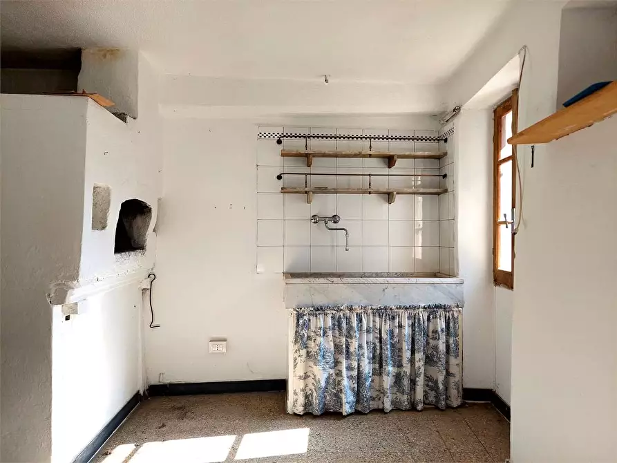 Immagine 7 di Casa indipendente in vendita  in Via Madonnetta 13 a Mendatica