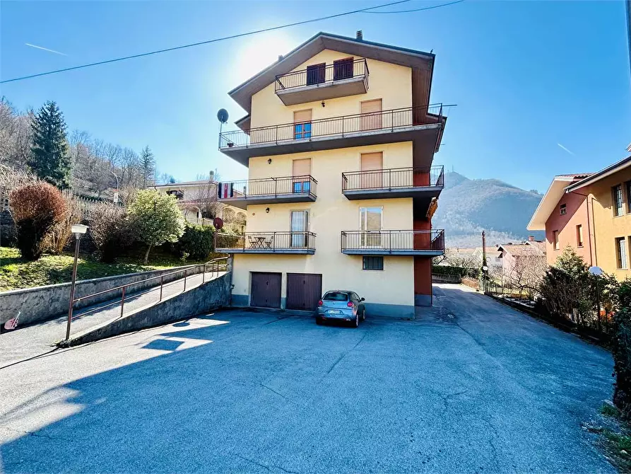 Immagine 1 di Appartamento in vendita  in Via Calizzano 2 a Garessio
