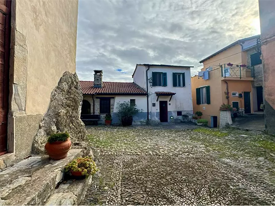 Immagine 4 di Casa indipendente in vendita  in Piazza Sant'anna 4 a Chiusanico