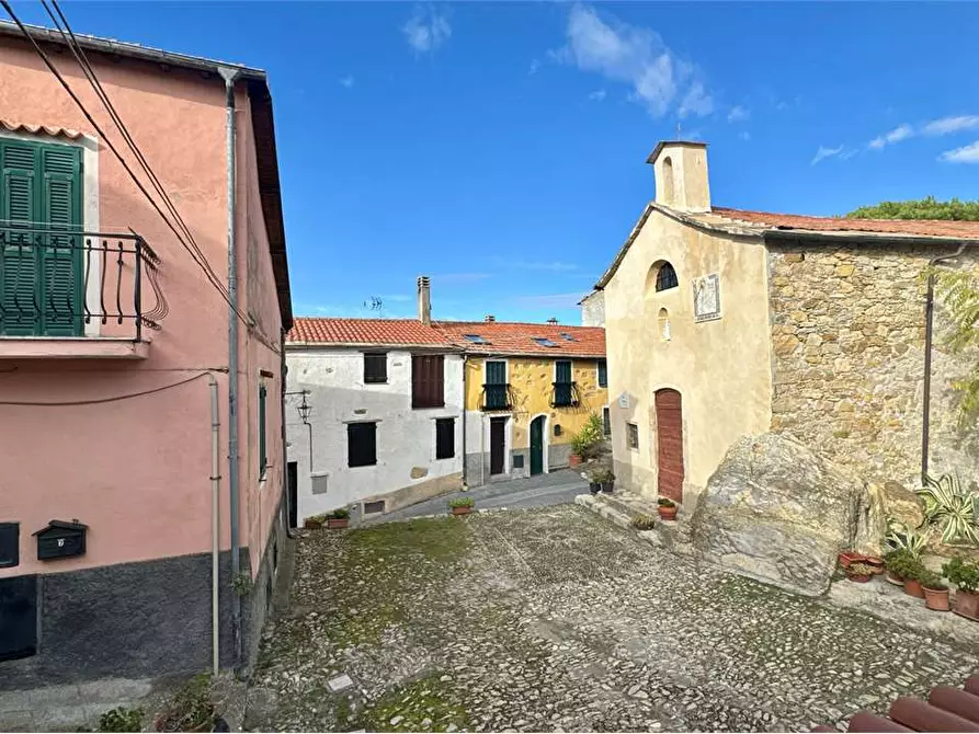Immagine 25 di Casa indipendente in vendita  in Piazza Sant'anna 4 a Chiusanico