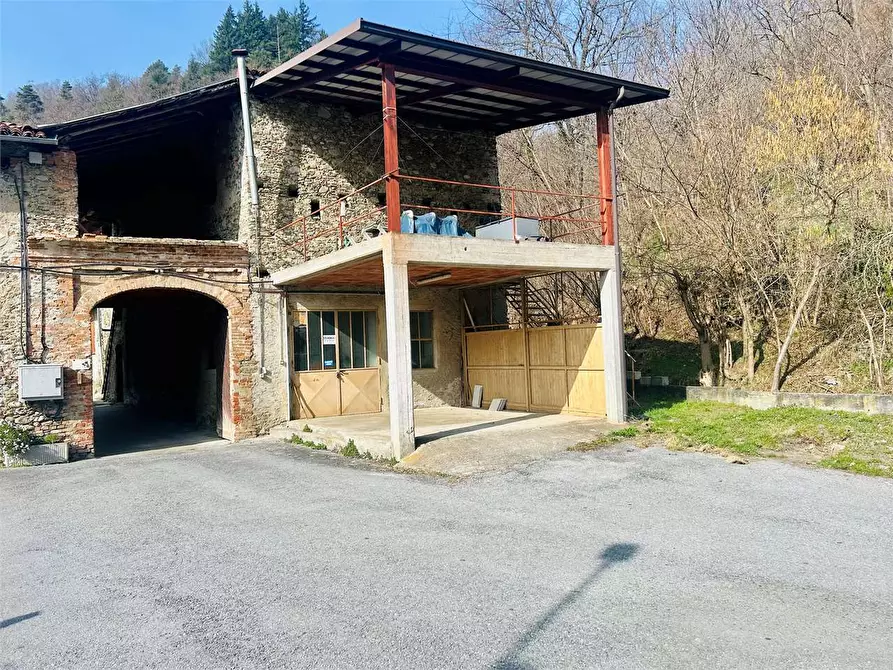 Immagine 2 di Magazzino in vendita  in Cascina Ruffini  a Garessio