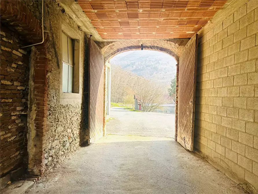 Immagine 18 di Magazzino in vendita  in Cascina Ruffini  a Garessio