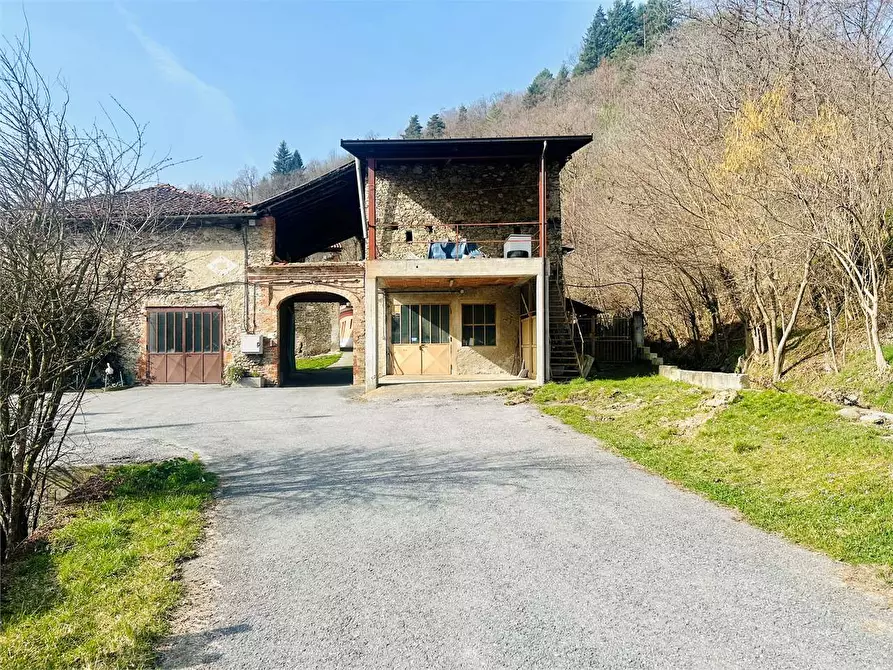 Immagine 19 di Magazzino in vendita  in Cascina Ruffini  a Garessio