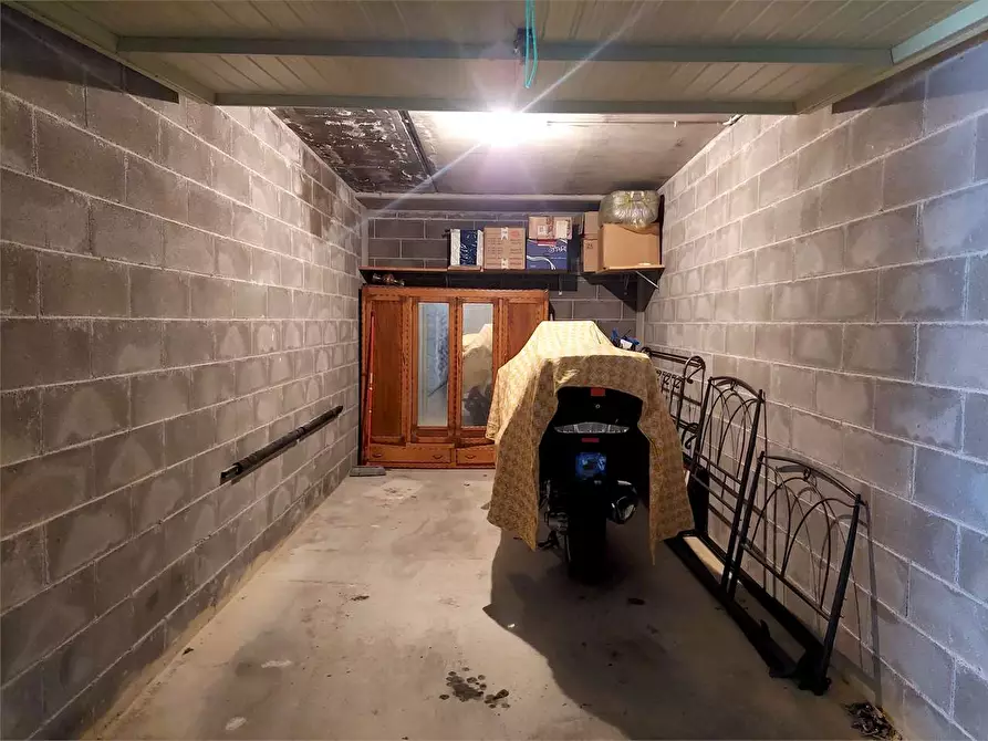 Immagine 4 di Garage in vendita  in Via Orti a Ormea