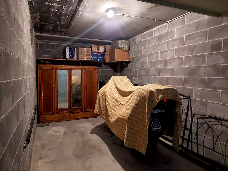 Immagine 5 di Garage in vendita  in Via Orti a Ormea