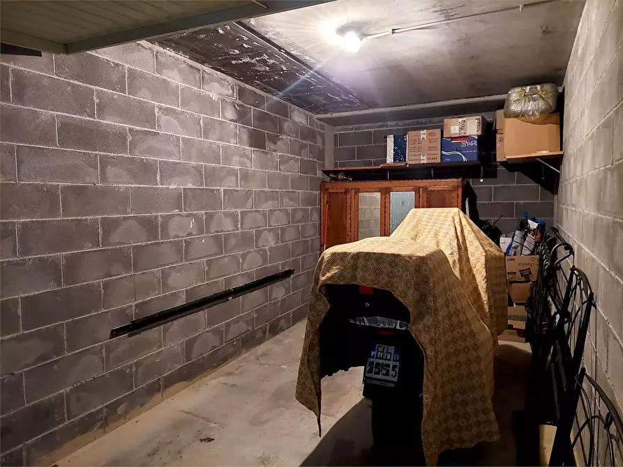 Immagine 6 di Garage in vendita  in Via Orti a Ormea