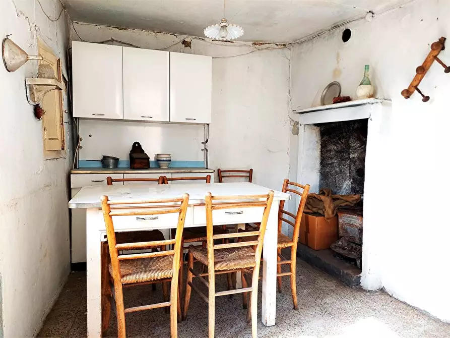 Immagine 13 di Casa indipendente in vendita  in Piazza IV Novembre 10 a Cosio D'arroscia