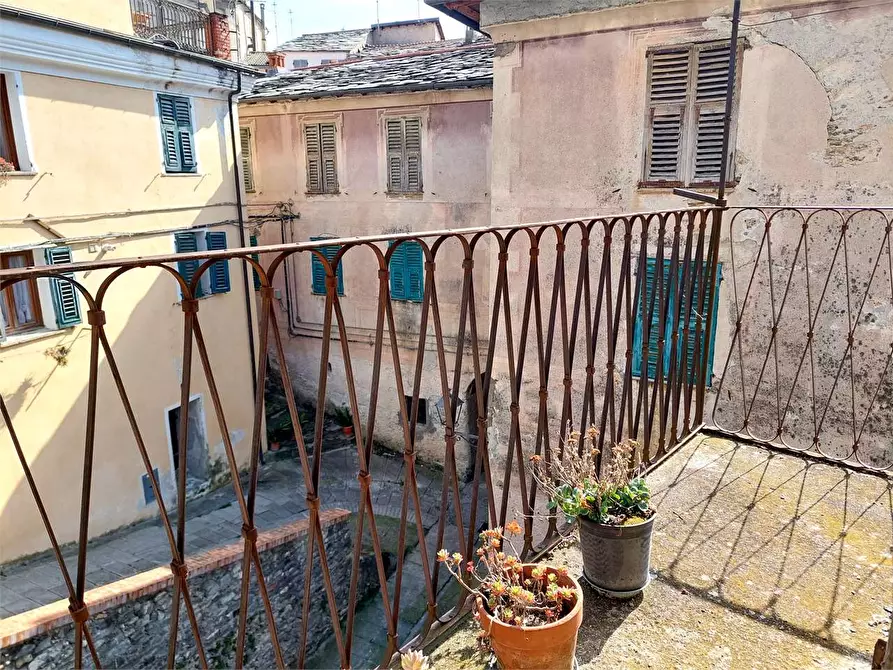 Immagine 15 di Casa indipendente in vendita  in Piazza IV Novembre 10 a Cosio D'arroscia