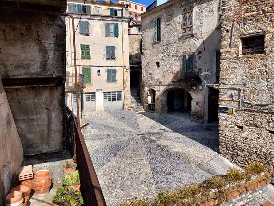 Immagine 16 di Casa indipendente in vendita  in Piazza IV Novembre 10 a Cosio D'arroscia
