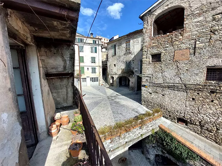 Immagine 17 di Casa indipendente in vendita  in Piazza IV Novembre 10 a Cosio D'arroscia