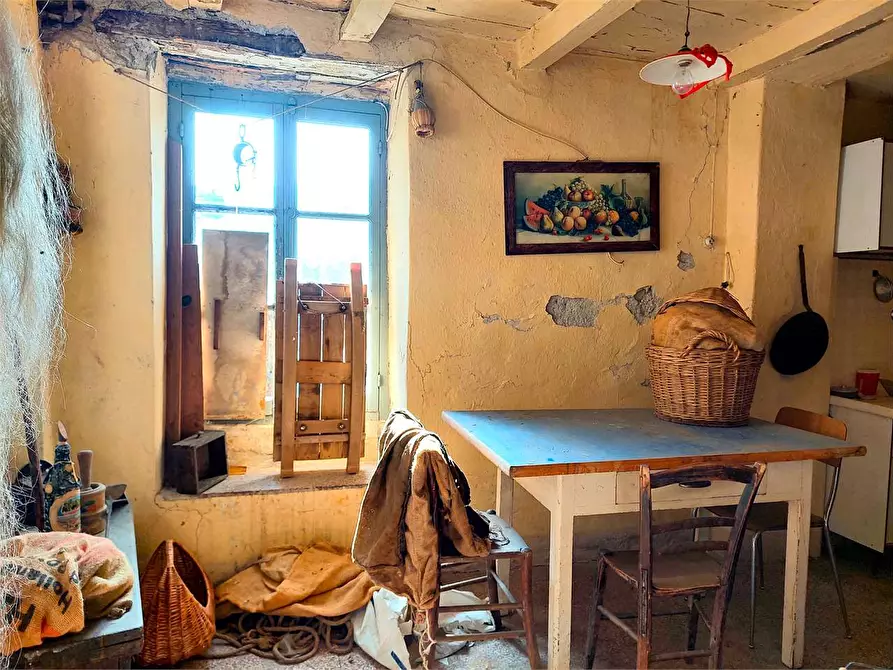 Immagine 5 di Casa indipendente in vendita  in Piazza IV Novembre 10 a Cosio D'arroscia