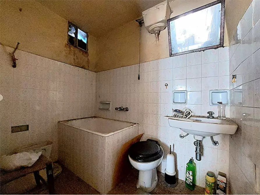 Immagine 9 di Casa indipendente in vendita  in Piazza IV Novembre 10 a Cosio D'arroscia