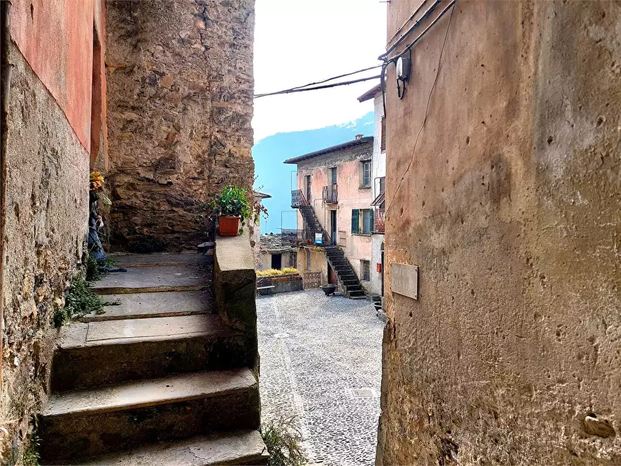 Immagine 43 di Casa indipendente in vendita  in Piazza IV Novembre 10 a Cosio D'arroscia