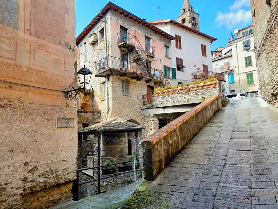 Immagine 39 di Casa indipendente in vendita  in Piazza IV Novembre 10 a Cosio D'arroscia