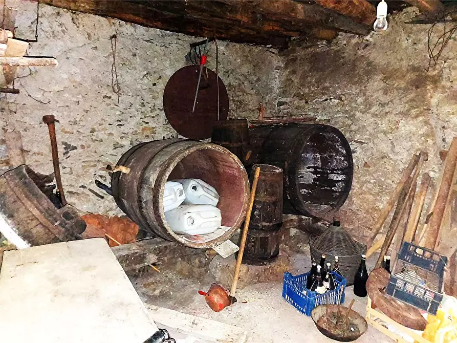 Immagine 37 di Casa indipendente in vendita  in Piazza IV Novembre 10 a Cosio D'arroscia