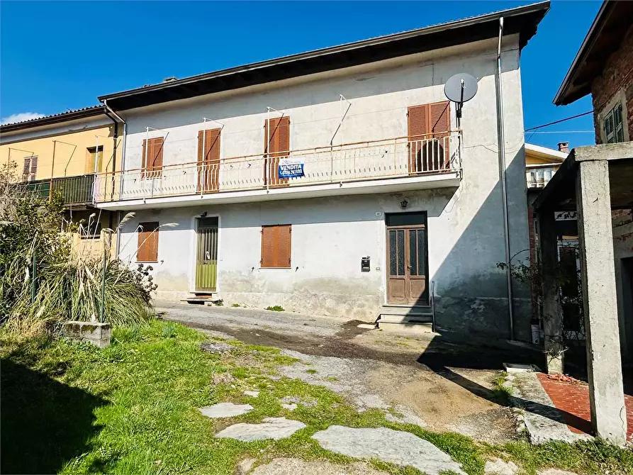 Immagine 1 di Casa indipendente in vendita  in Via Monsignor Canova 10 a Garessio