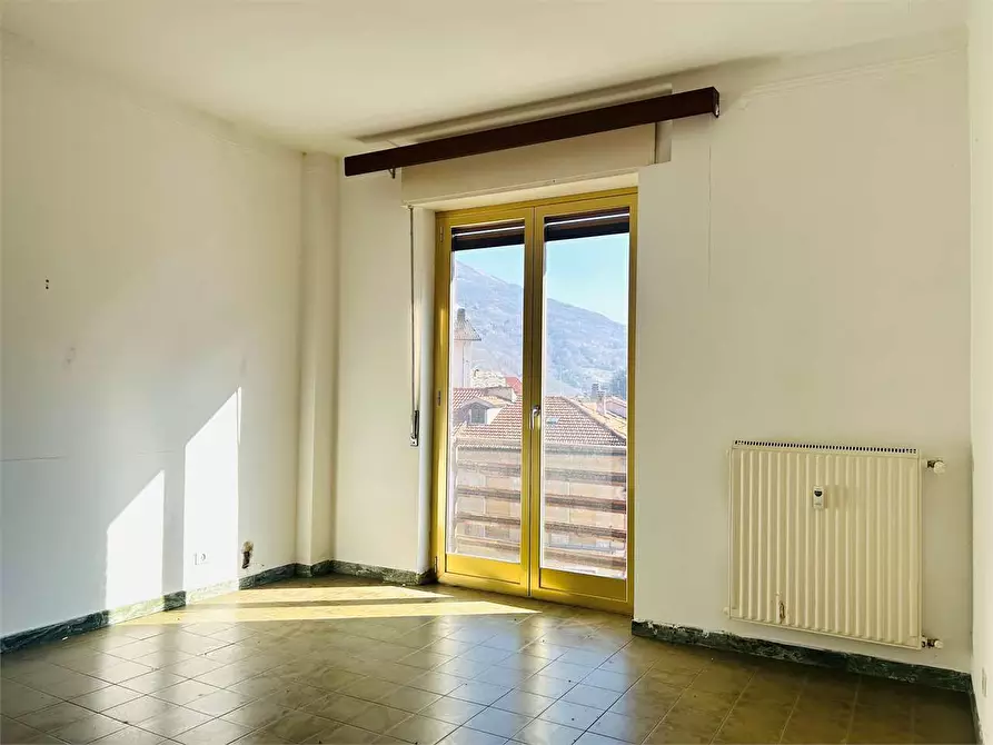 Immagine 22 di Appartamento in vendita  in Piazza della Libertà  7 a Ormea