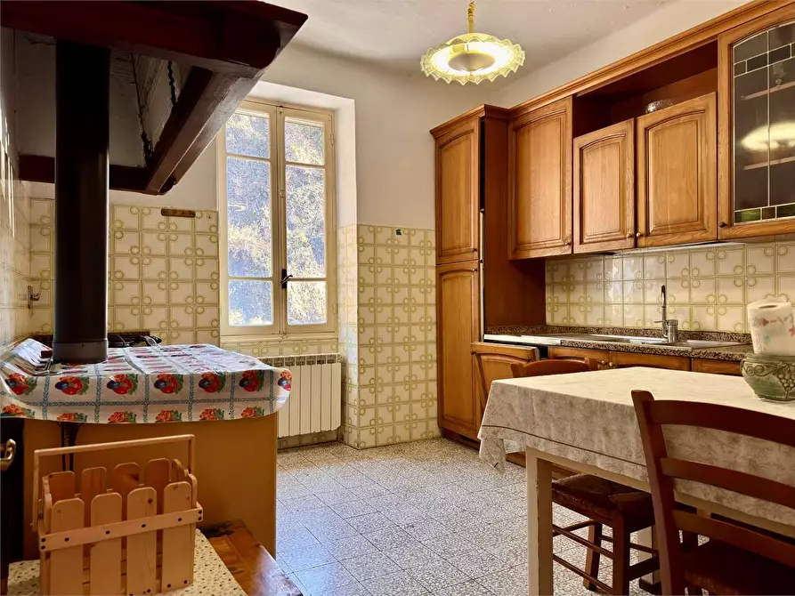 Immagine 15 di Appartamento in vendita  in Strada Provinciale 3 83 a Pornassio