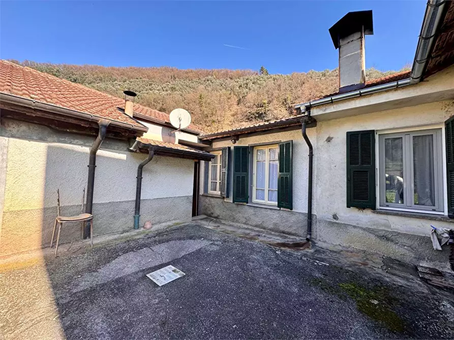 Immagine 40 di Appartamento in vendita  in Strada Provinciale 3 83 a Pornassio