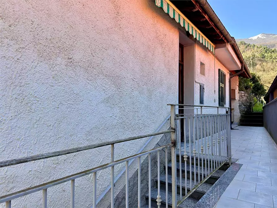 Immagine 7 di Appartamento in vendita  in Strada Provinciale 3 83 a Pornassio