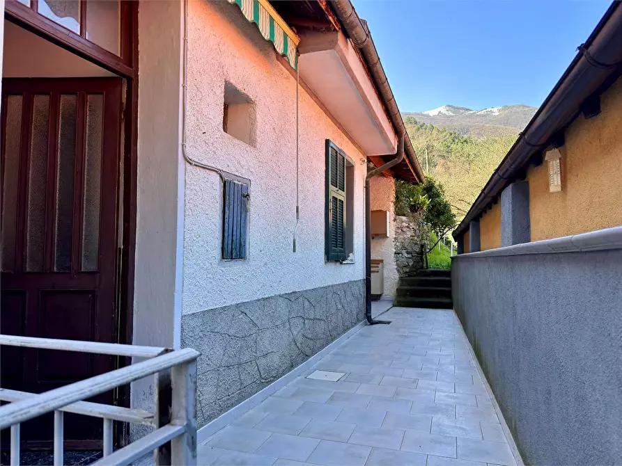 Immagine 8 di Appartamento in vendita  in Strada Provinciale 3 83 a Pornassio