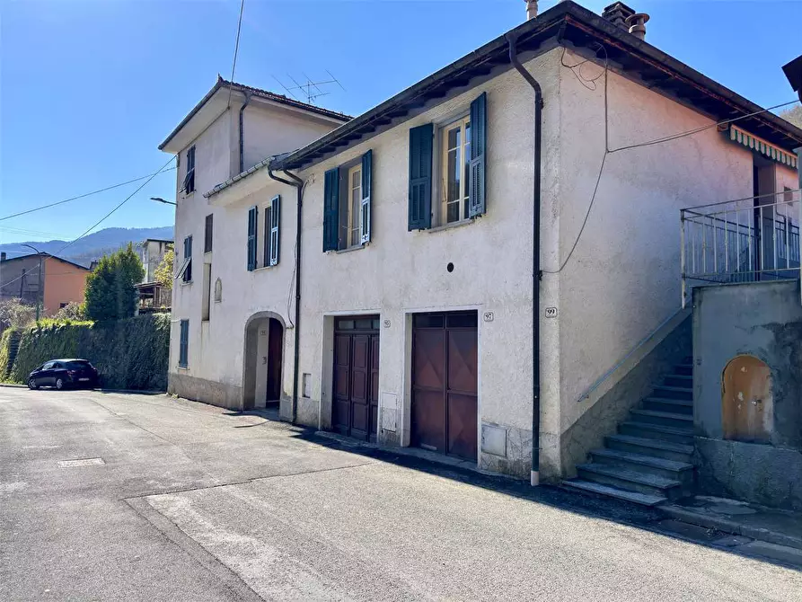 Immagine 5 di Appartamento in vendita  in Strada Provinciale 3 83 a Pornassio