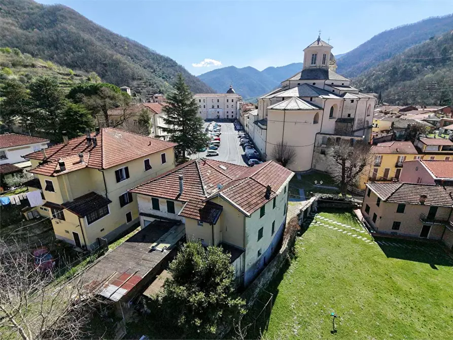 Immagine 49 di Casa indipendente in vendita  in Piazza Borrelli 10-11 a Pieve Di Teco