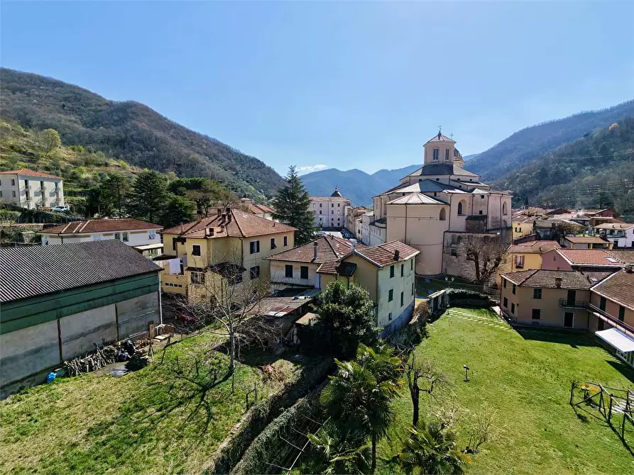 Immagine 6 di Casa indipendente in vendita  in Piazza Borrelli 10-11 a Pieve Di Teco