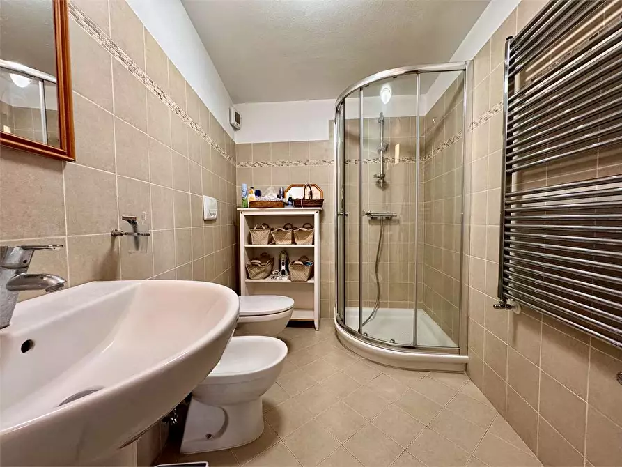 Immagine 41 di Casa indipendente in vendita  in Vico Limbo 1 a Pieve Di Teco